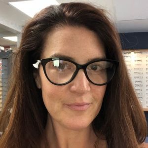 Meet your Posher, Robin